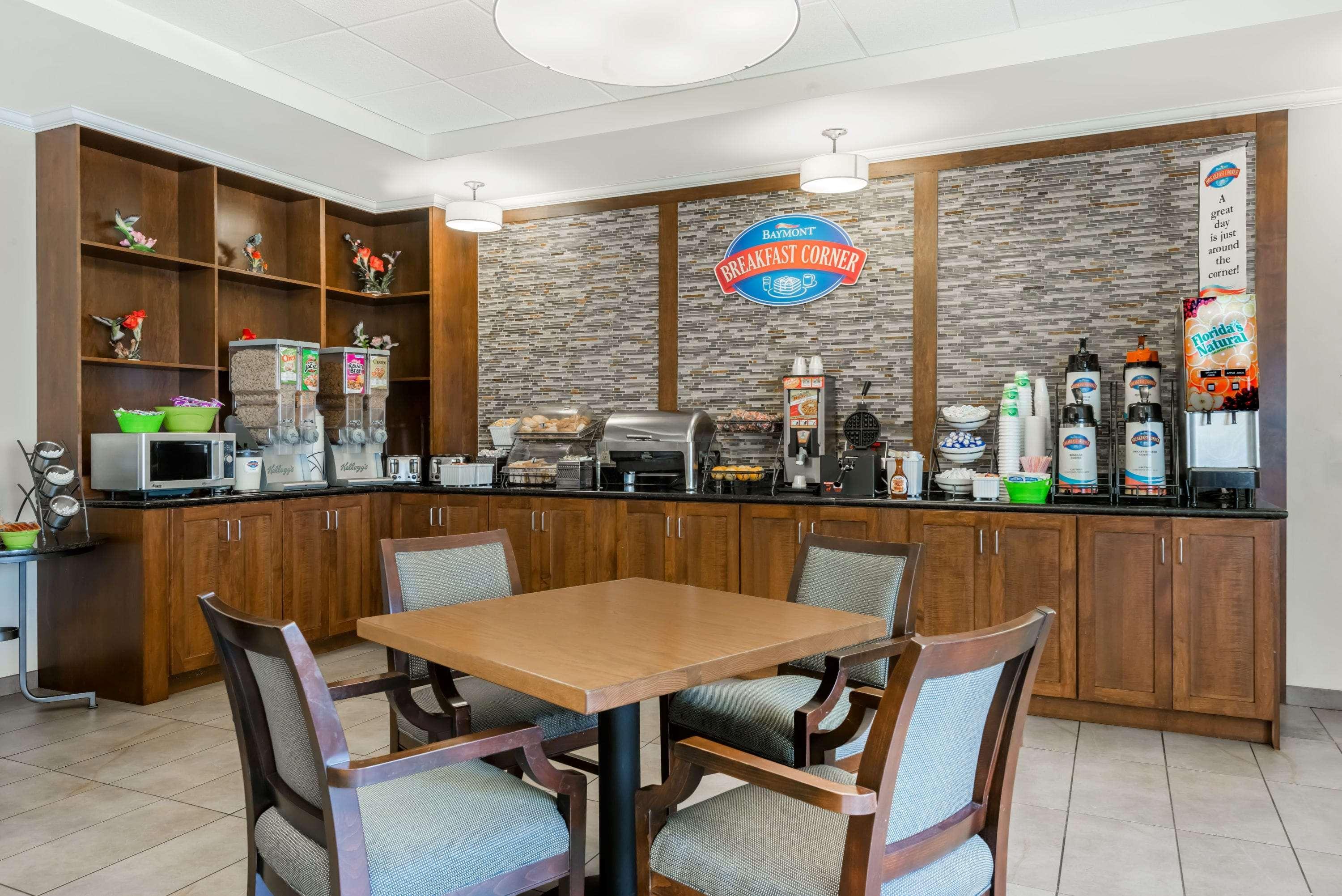 Baymont By Wyndham Erie Hotel Kearsarge Buitenkant foto