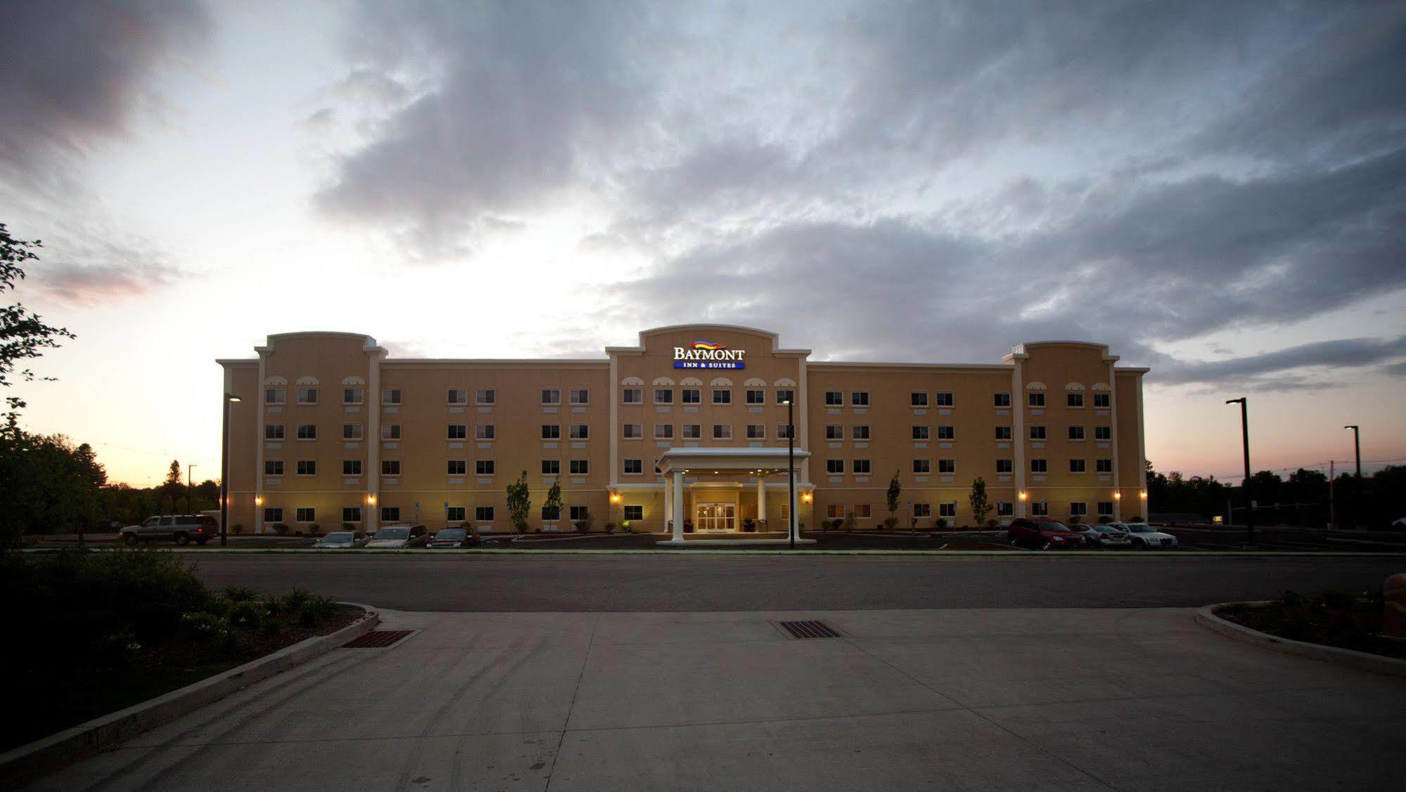 Baymont By Wyndham Erie Hotel Kearsarge Buitenkant foto